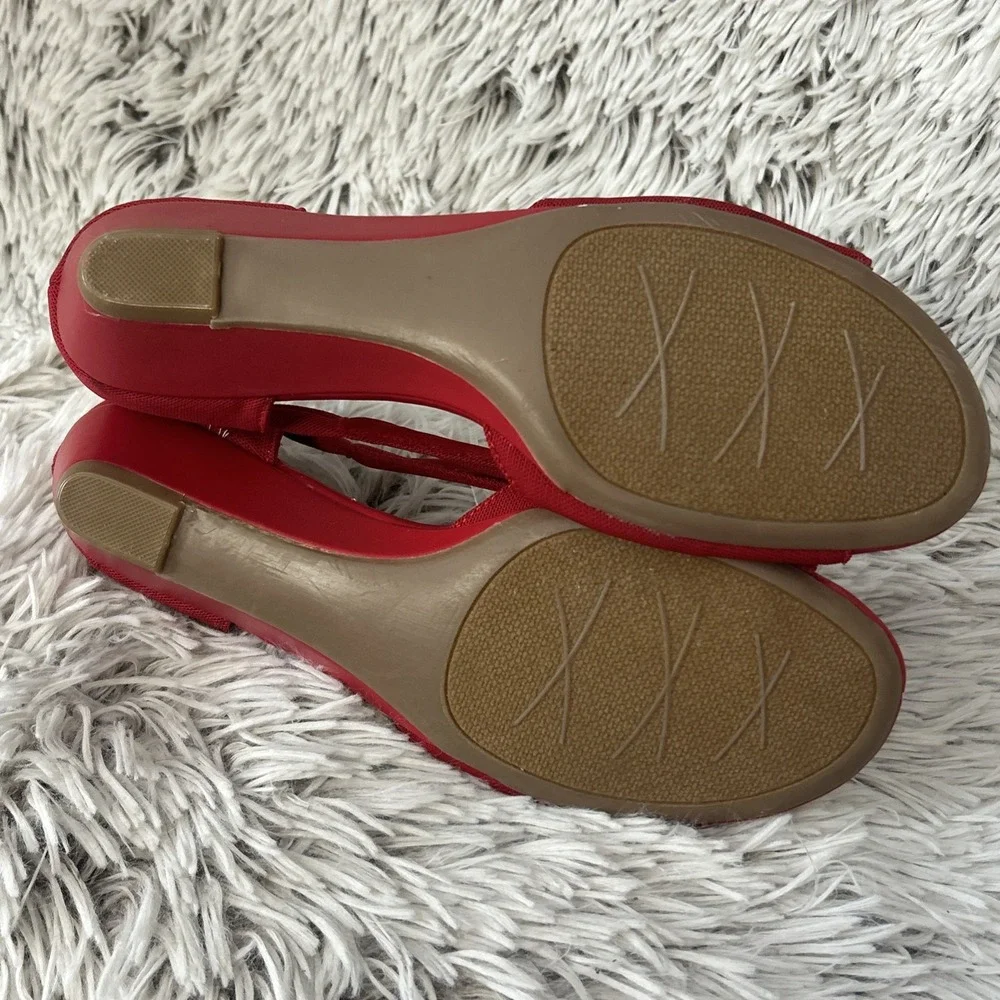 Laura Scott Red Open-Toe Wedge Sandals with Silver Accent